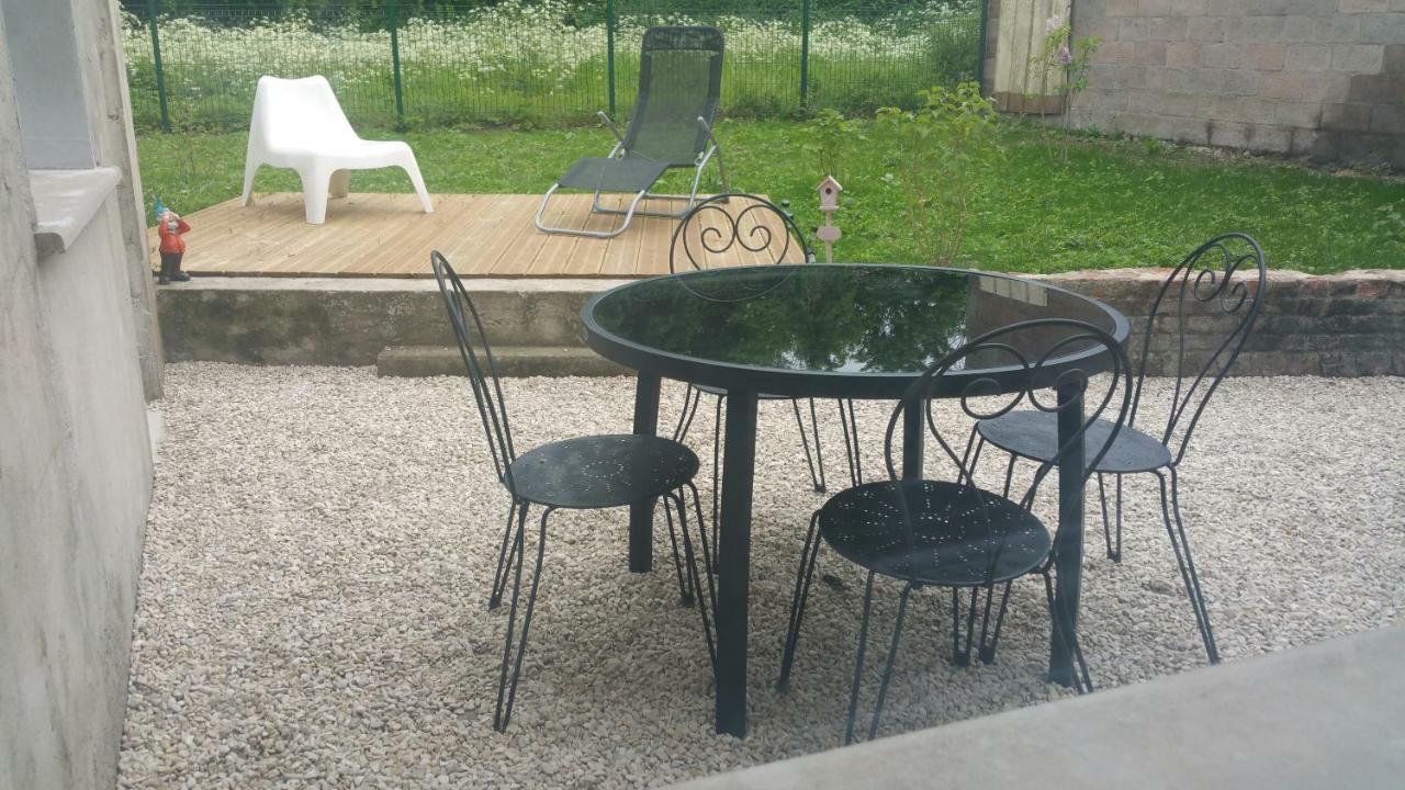 Ferienwohnung Les Rosati Arras Exterior foto